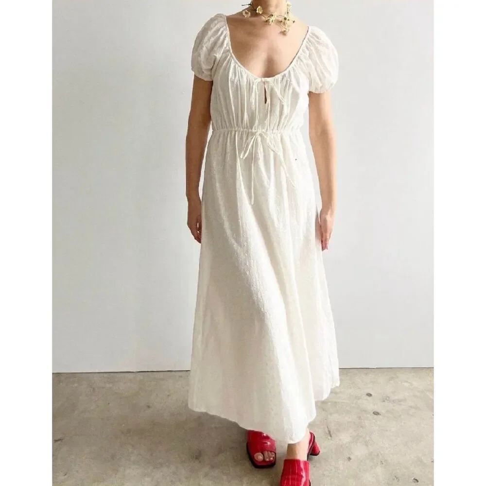 Lisa Says Gah Luxe Midi Dress in Milk Eyelet Size S - Picture 3 of 12